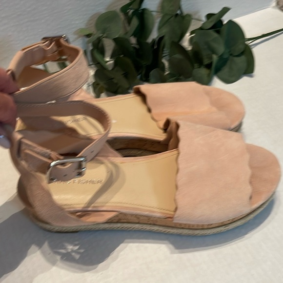 MARC FISHER (Which means comfort)  
Ladies wedge sandals-Perfect heel height - Picture 5 of 5
